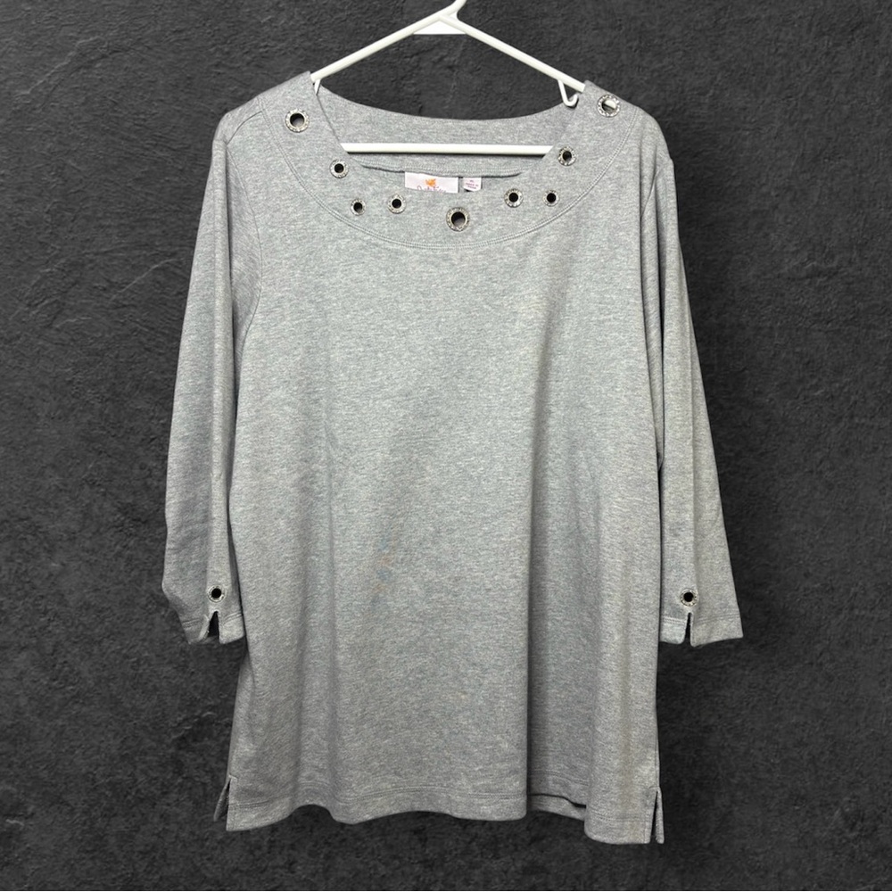 Quacker Factory Grommet Neckline 3/4 Sleeve Top Heathered Gray Knit XL - Picture 2 of 14